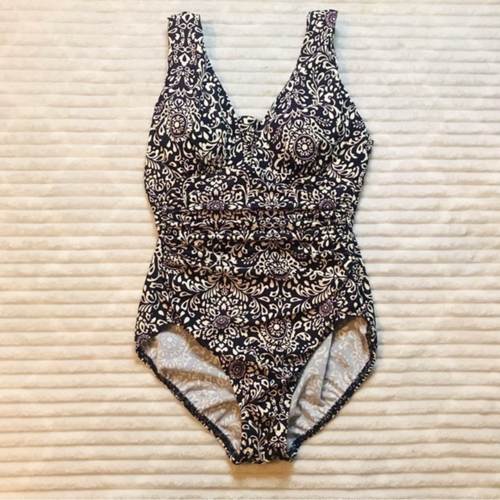 Lands’ End SlenderSuit Mesh Grecian Tummy Control One Piece Swimsuit size 6